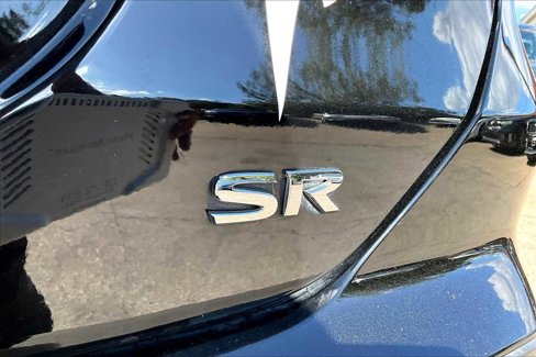 Used 2021 Nissan Kicks SR w/ SR Premium Package image 9