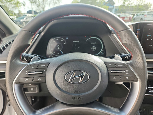 Used 2022 Hyundai Sonata SEL Plus w/ Cargo Package image 19
