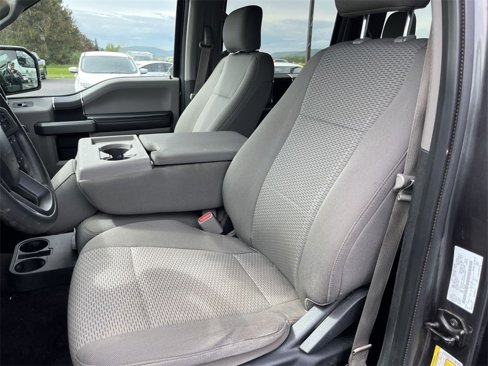 Used 2017 Ford F150 XLT image 16