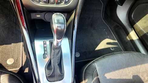 Used 2018 Buick Cascada Premium image 15