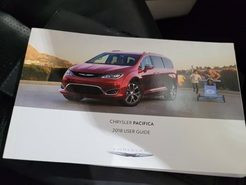 Used 2018 Chrysler Pacifica Touring-L w/ Premium Audio Group image 57