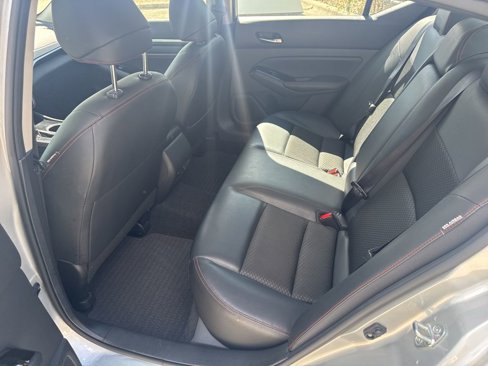 Used 2023 Nissan Altima 2.5 SR image 13