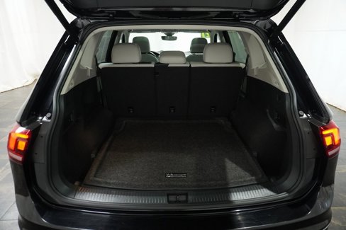 Used 2021 Volkswagen Tiguan SEL w/ 2-Row Tiguan MDO Package image 5