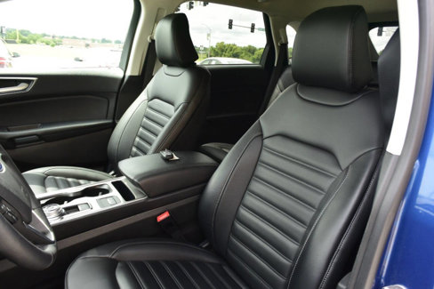 Used 2024 Ford Edge SEL w/ Convenience Package image 14