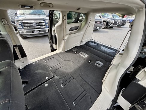 Used 2017 Chrysler Pacifica LX image 22