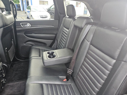 Used 2018 Jeep Grand Cherokee Limited image 34