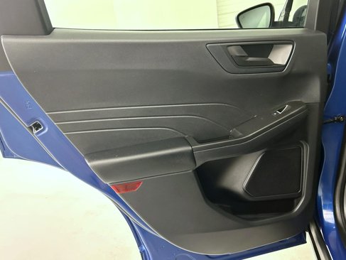Used 2022 Ford Escape SE w/ Cold Weather Package image 20