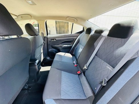 Used 2023 Nissan Versa SV image 12
