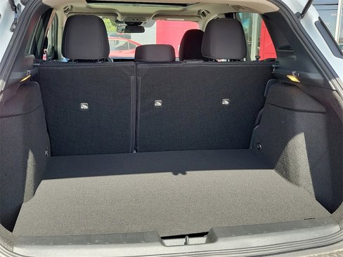 New 2025 Nissan Kicks SV w/ SV Premium Package image 15