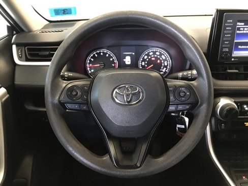 Certified 2021 Toyota RAV4 LE image 19