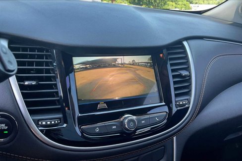 Used 2019 Chevrolet Trax LT w/ LT Convenience Package image 25