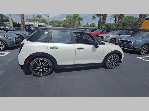 New 2025 MINI Cooper S image 32