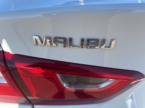 Used 2024 Chevrolet Malibu LT image 10