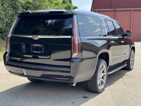 Used 2016 Cadillac Escalade ESV Luxury image 5