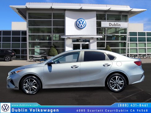 Used 2023 Kia Forte LXS image 7