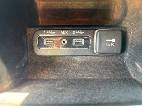 Used 2018 Jeep Grand Cherokee Limited image 40