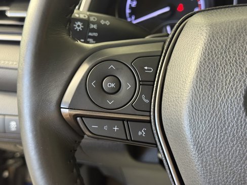 Used 2021 Toyota Camry SE image 24