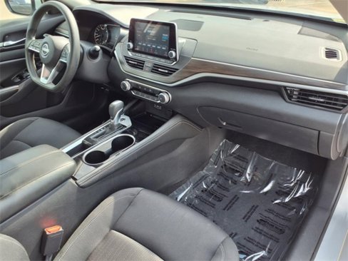 Used 2023 Nissan Altima 2.5 SV image 23