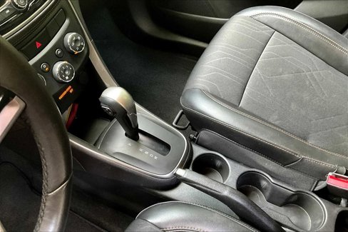 Used 2017 Chevrolet Trax LT w/ LT Convenience Package image 15