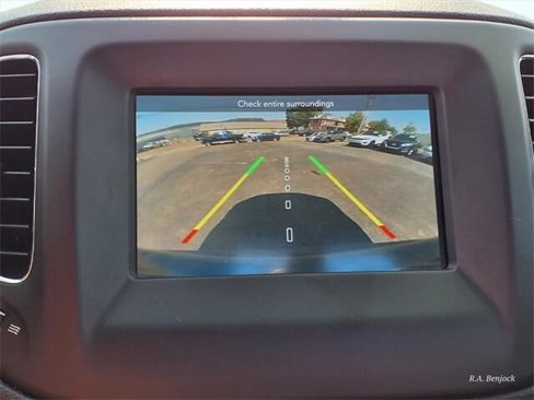 Certified 2018 Jeep Compass Latitude w/ Popular Equipment Group image 19