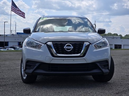 Used 2019 Nissan Kicks S image 6