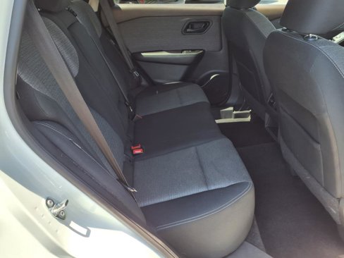 Used 2021 Nissan Rogue S image 13