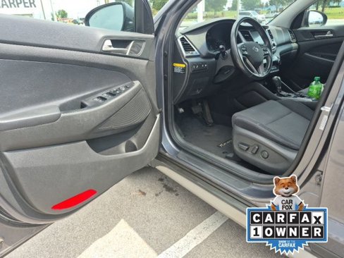 Used 2018 Hyundai Tucson Value w/ Cargo Package image 2