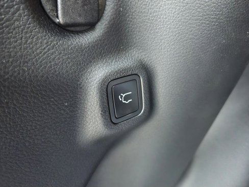 New 2025 Jeep Compass Sport image 15