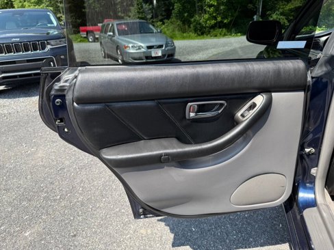 Used 2005 Subaru Baja Turbo image 29