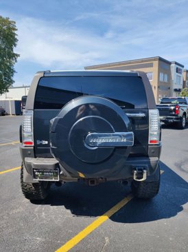 Used 2008 HUMMER H3 image 4