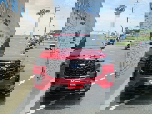 New 2025 Ford Explorer ST image 32