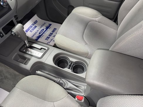 Used 2018 Nissan Frontier SV image 19