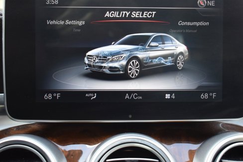 Used 2015 Mercedes-Benz C 300 4MATIC Sedan w/ Driver Assistance Package image 21