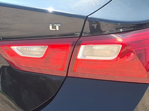 Used 2023 Chevrolet Malibu LT image 11