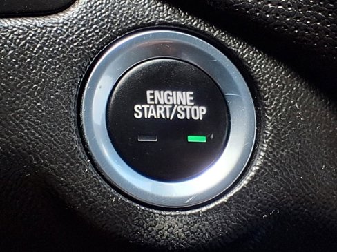 Used 2018 Chevrolet Equinox Premier image 7