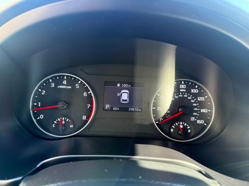Used 2023 Kia Seltos LX image 27