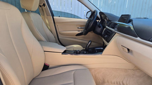 Used 2016 BMW 320i Sedan image 27