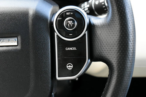 Used 2015 Land Rover Range Rover Sport HSE image 16
