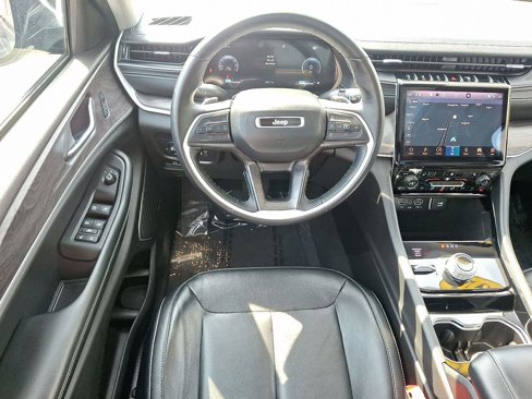 Certified 2022 Jeep Grand Cherokee L Limited image 12