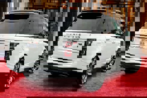 Used 2019 Land Rover Range Rover HSE image 12
