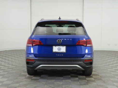 Certified 2024 Volkswagen Taos S image 7