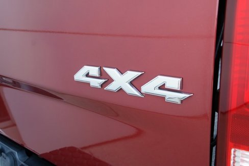 Used 2015 RAM 2500 SLT w/ Luxury Group image 12