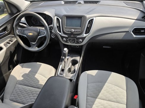 Used 2018 Chevrolet Equinox LS image 16