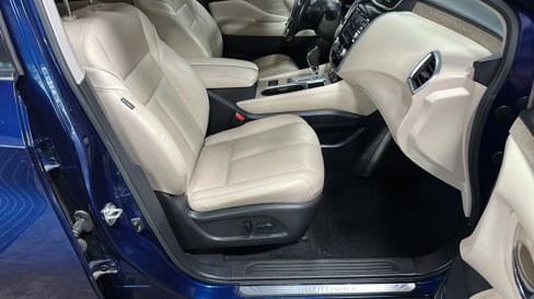 Used 2020 Nissan Murano SL w/ Moonroof Package image 17