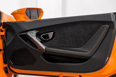 Used 2022 Lamborghini Huracan EVO image 38