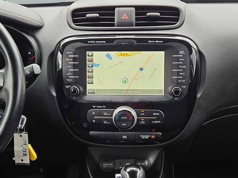 Used 2016 Kia Soul + w/ Audio Package image 16