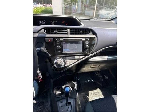 Used 2016 Toyota Prius C Two image 15