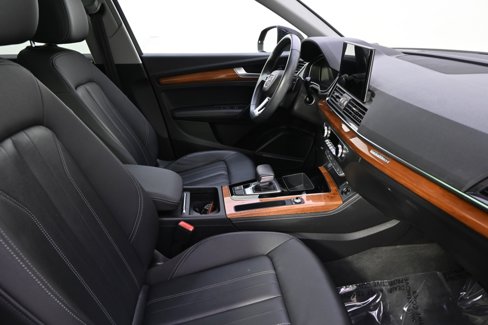 Used 2021 Audi Q5 2.0T Premium Plus image 16