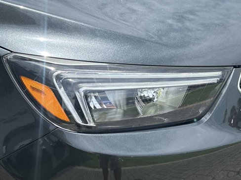 Used 2018 Buick Encore Preferred image 9