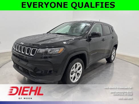New 2025 Jeep Compass Sport image 3